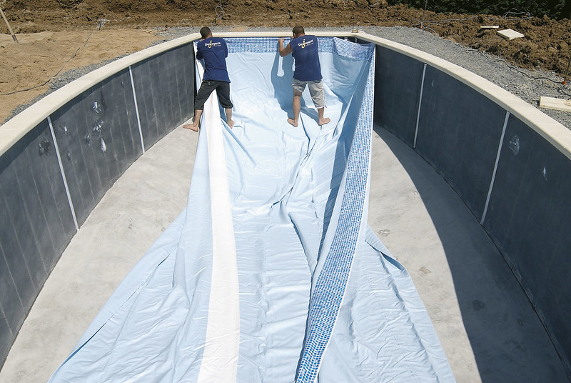 Piscine millau pose liner